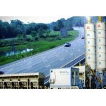 鐵力士牌WCB500型穩(wěn)定土拌合站，山東鴻達(dá)出品