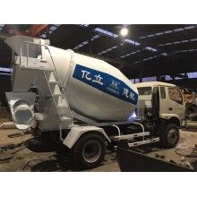 廠家大量供應3m3混凝土罐車，攪拌罐車，量大從優(yōu)